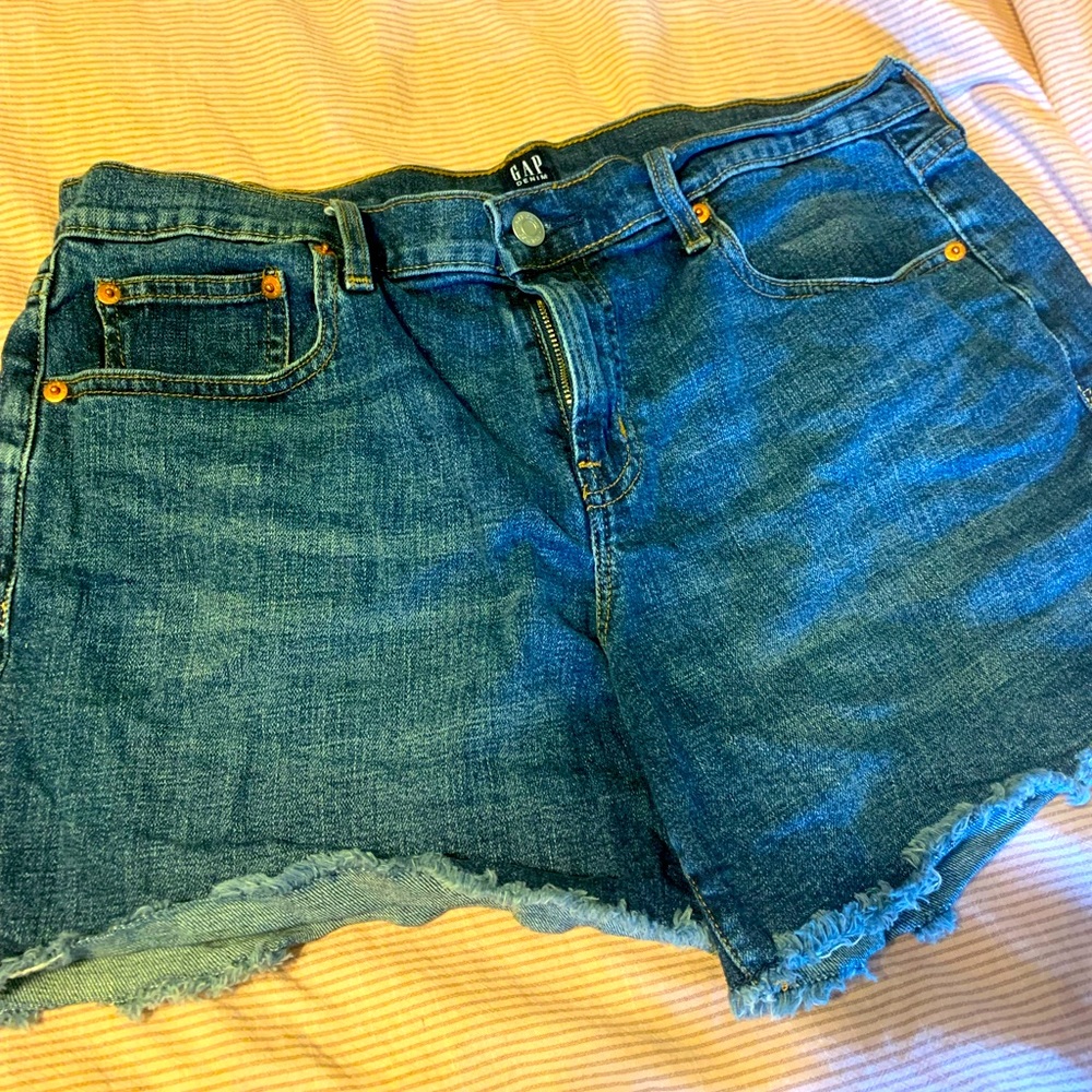 Gap 5” shorts